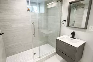 124 Harmony St, Bridgeport, CT 06606 - Photo 17