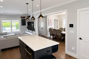 124 Harmony St, Bridgeport, CT 06606 - Photo 7