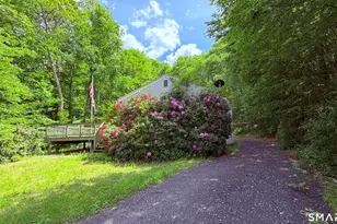 606 Route 163, Montville, CT 06370 - Photo 25