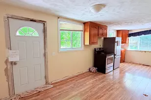 606 Route 163, Montville, CT 06370 - Photo 7