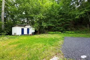 606 Route 163, Montville, CT 06370 - Photo 23