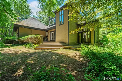 8 Beacon Heath, Farmington, CT 06032 - Photo 1