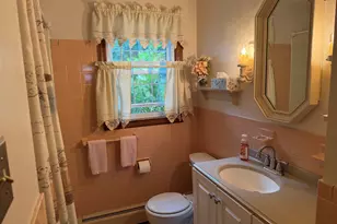 124 Brentwood Dr, Bristol, CT 06010 - Photo 11