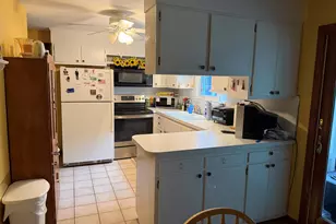 124 Brentwood Dr, Bristol, CT 06010 - Photo 17