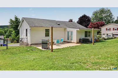 13 Fox Hollow Road, New Fairfield, CT 06812 - Photo 9