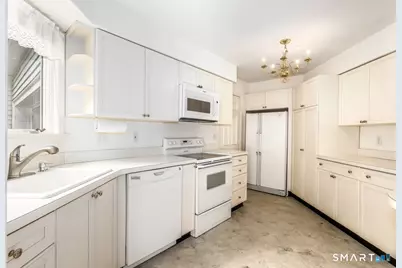177 South Avenue #5, New Canaan, CT 06840 - Photo 15