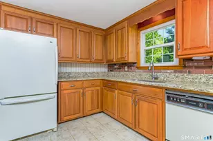 116 Morris Hubbard Rd, Haddam, CT 06441 - Photo 9