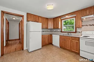 1 Nolan St, Norwalk, CT 06850 - Photo 13