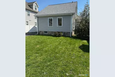28 Hobbie Street, Stamford, CT 06902 - Photo 13