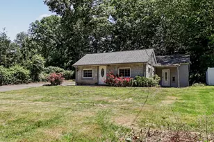 36 Donovan Rd, Naugatuck, CT 06770 - Photo 1