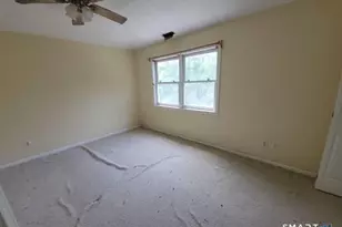 28 Commodore Cmns, Derby, CT 06418 - Photo 11