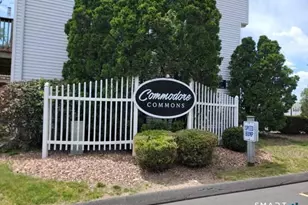 28 Commodore Cmns, Derby, CT 06418 - Photo 3