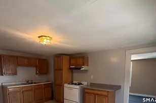 53 College St, Enfield, CT 06082 - Photo 17