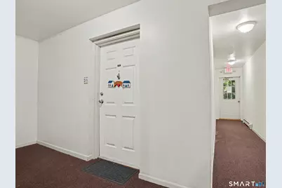 31 Teresa Place #31, Bridgeport, CT 06606 - Photo 3