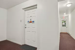 31 Teresa Pl, Bridgeport, CT 06606 - Photo 3