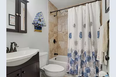 31 Teresa Place #31, Bridgeport, CT 06606 - Photo 13