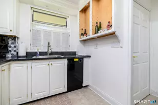 71 Strawberry Hill Ave, Stamford, CT 06902 - Photo 11