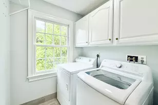 17 Danforth Dr, New Canaan, CT 06840 - Photo 21