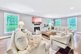 17 Danforth Dr, New Canaan, CT 06840 - Photo 5