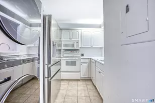 1465 East Putnam Ave, Greenwich, CT 06870 - Photo 7