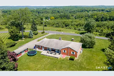 12 Valley View Road, Newtown, CT 06470 - Photo 3