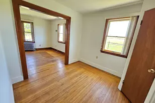 17 Johnston St, New Haven, CT 06512 - Photo 7