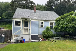 142 Clay St, Thomaston, CT 06787 - Photo 25