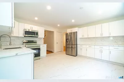 1425 James Farm Road, Stratford, CT 06614 - Photo 3
