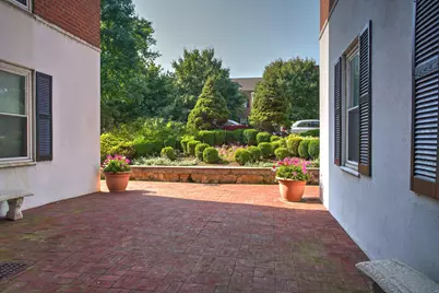 7 Fourth Street #5F, Stamford, CT 06905 - Photo 3