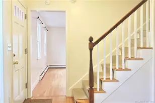 16 Dawn Ln, Ridgefield, CT 06877 - Photo 3