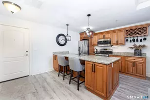 461 Bank St, New London, CT 06320 - Photo 7