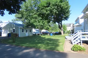 1885 Chapel St, New Haven, CT 06515 - Photo 29