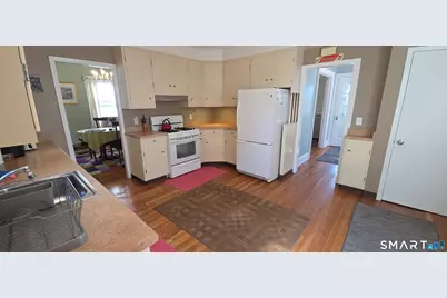 1885 Chapel Street, New Haven, CT 06515 - Photo 9