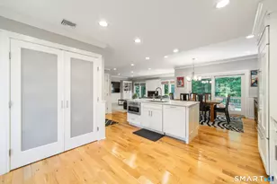 28 Heritage Crest, Southbury, CT 06488 - Photo 9