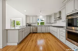 162 Short Woods Rd, New Fairfield, CT 06812 - Photo 13