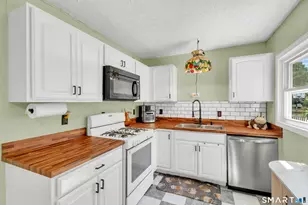 76 Great Plain Rd, Norwich, CT 06360 - Photo 5