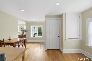 68 School St, Groton, CT 06340 - Photo 17