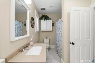 68 School St, Groton, CT 06340 - Photo 39