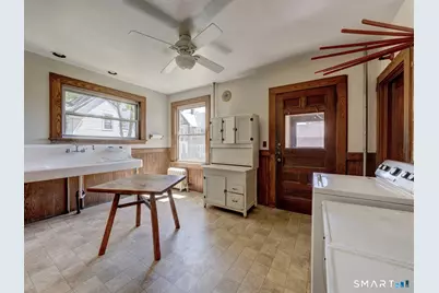 81 Chestnut Street, Windham, CT 06226 - Photo 17