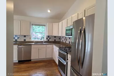 5 Oaktree Court, Bethel, CT 06801 - Photo 9