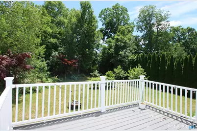 5 Oaktree Court, Bethel, CT 06801 - Photo 3