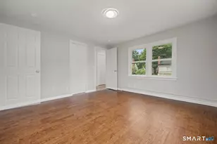 210 Stratfield Pl, Bridgeport, CT 06606 - Photo 31