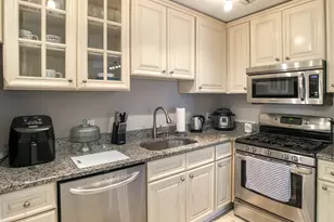 1 Glenrock, Norwalk, CT 06850 - Photo 3