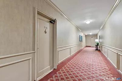 869 Farmington Avenue #205, West Hartford, CT 06119 - Photo 9