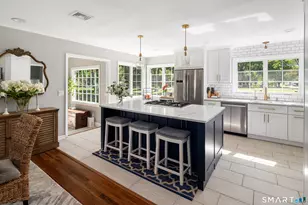 121 Thornwood Rd, Stamford, CT 06903 - Photo 5