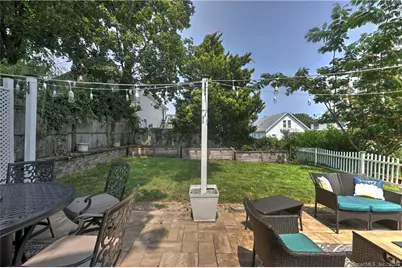 93 Fairview Avenue, West Haven, CT 06516 - Photo 9