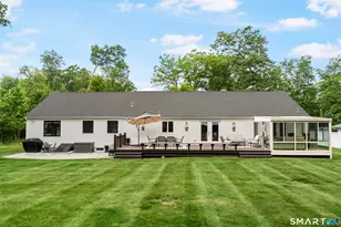 50 Wagner Dr, Hamden, CT 06518 - Photo 3