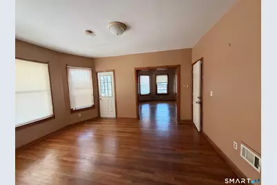 1662 Fairfield Avenue #2nd fl, Bridgeport, CT 06605 - Photo 1