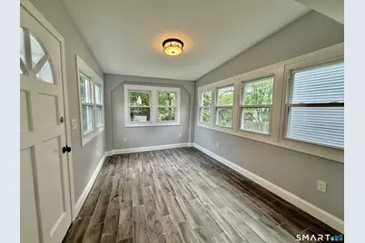 32 Cullen Avenue, West Haven, CT 06516 - Photo 11