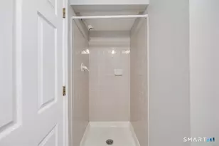 32 Kaynor Dr, Waterbury, CT 06708 - Photo 17